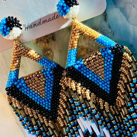 🌺🎉HP🎉🌺 NWT Deepa Gurnani Luxe Beaded Diamond Chandeliers - Picture 3 of 16